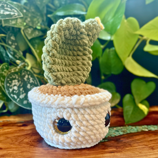 Cactus Plushie - Yellow Flower