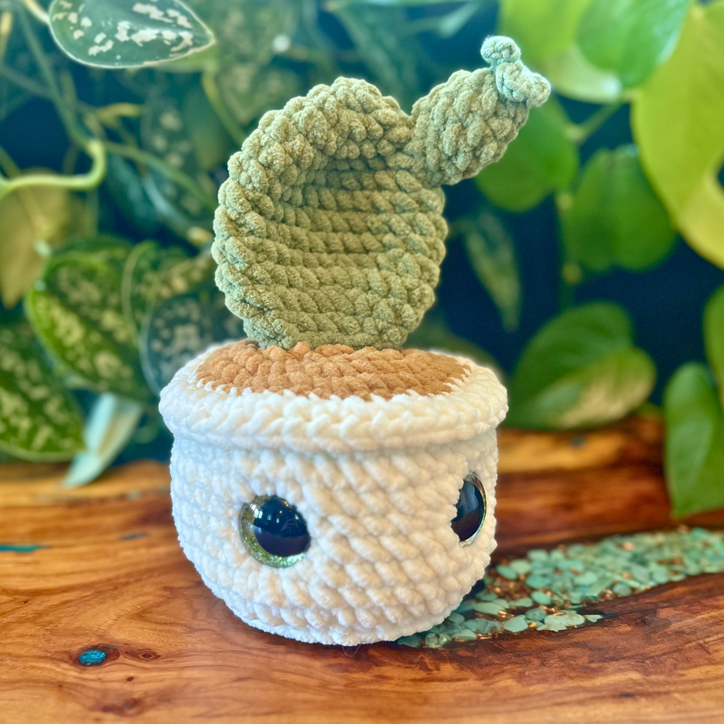 Cactus Plushie - Green Flower
