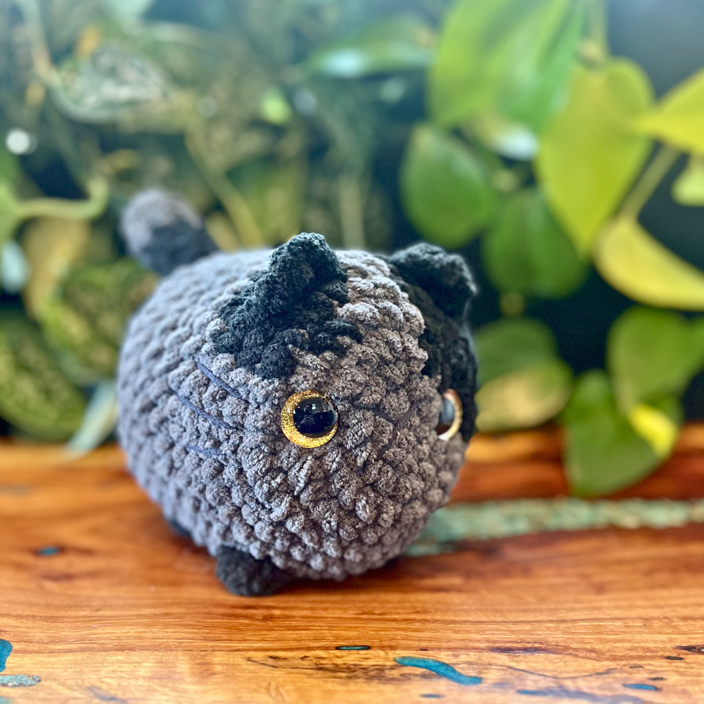 Loaf Cat - XL - Black & Gray