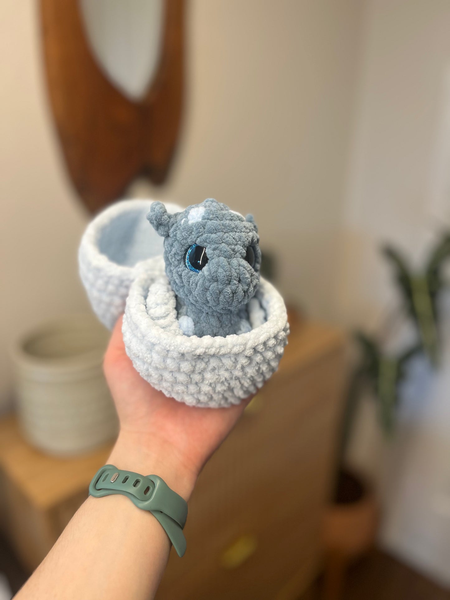 Hatching Baby Dragons